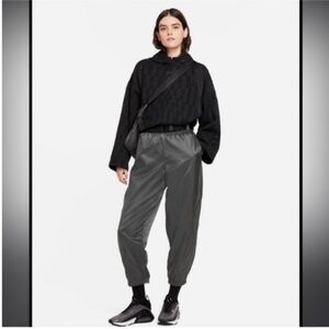 ❤️‍🔥FIRM PRICE❤️‍🔥 NIKE Tech Pack Woven Mesh Pants